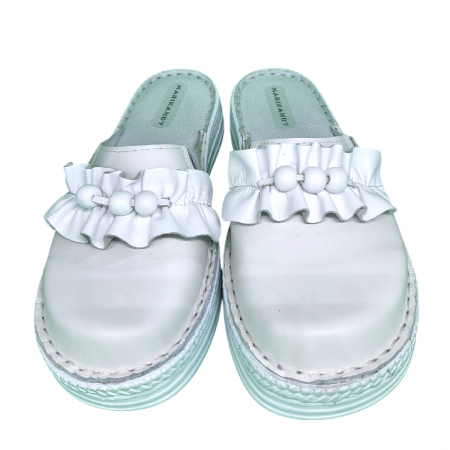 Saboti femei piele naturala 4505 alb [1]