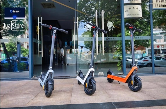 Electric Scooter and Bicycle in Summer, Beware of Extreme Temperatures!