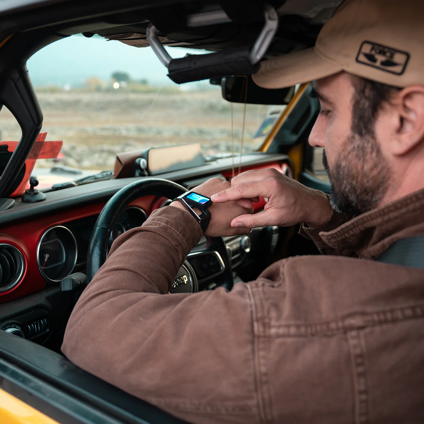 Telefon mobil Oukitel WP200 Pro, Negru, 5G, 6.7" FHD+ AMOLED, Ecran Smart Detasabil, 72GB RAM (24GB+48GB extensibili), 1TB ROM, Android 15, Dimensity 8200, 108MP+32MP, 8800mAh, 45W, Dual SIM [4]