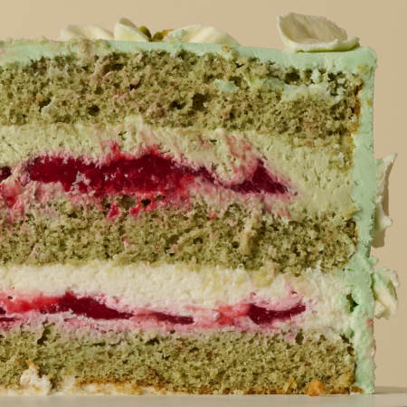 210 Lei/kg Tort Fistic Zmeura [1]