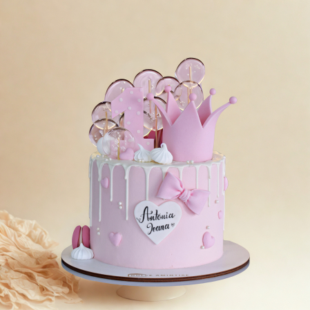 Torturi pentru Copii - Tort taiere mot fetite