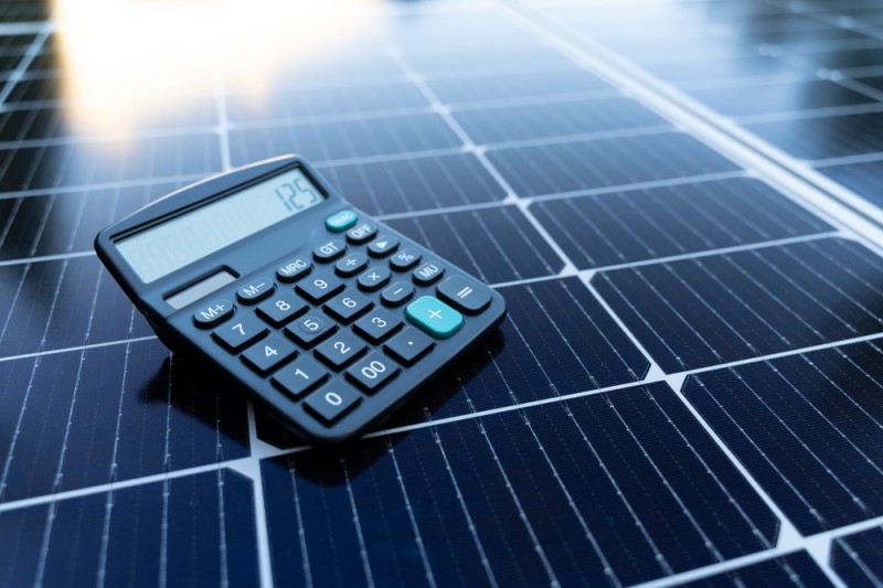 panouri solare si calculator