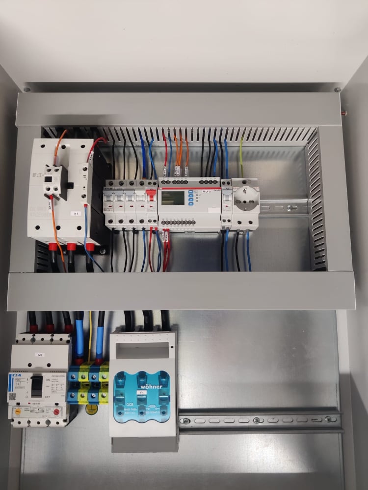 Tablou electric echipat trifazat 2 x 30 kW [2]