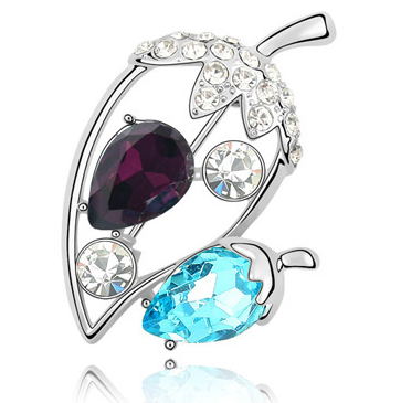 Brose Ghinda purple-aquamarine cu elemente Swarovski si placata cu aur 18K garantie 6 luni