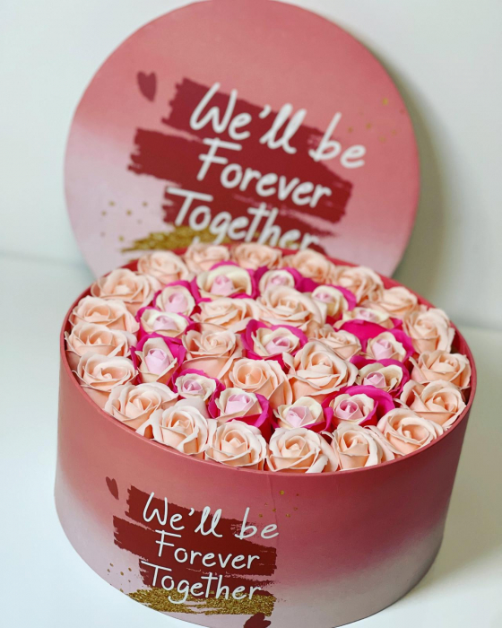 Aranjament floral cu 39 trandafiri din sapun  We'll be Forever Together  SUM105 [1]