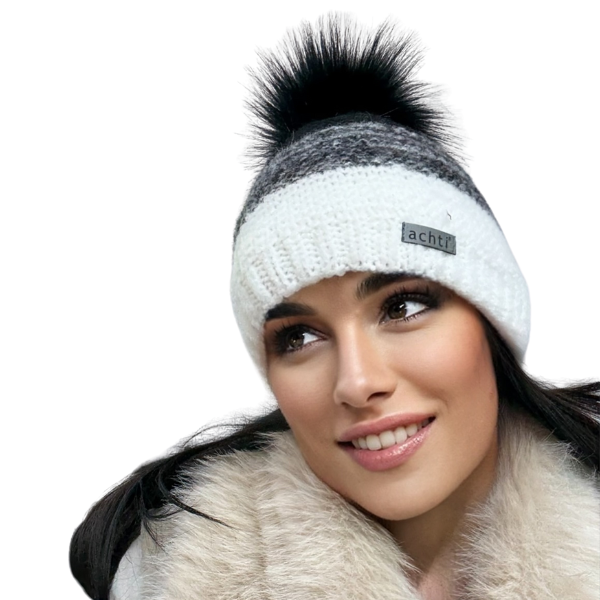 Căciulă de damă DARIA – model de iarnă cu pompon, interior polar, tricot moale și foarte călduroasă [3]