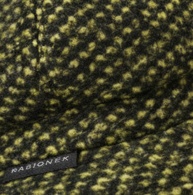 Caciula de dama stil bereta EMILIA cu cozoroc 100% lana, marime universala TTO22.01.TO14 Rabionek Polonia [3]