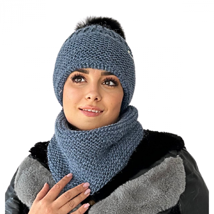 Cadoul perfect de Crăciun - Set caciula cu fular asortat, din lana, ambalat in cutie cadou, model CAMELIA light blue [3]
