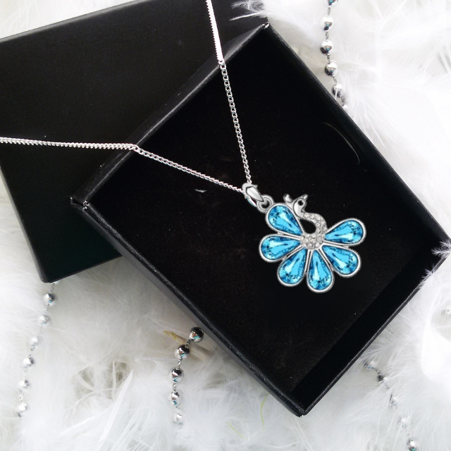 Colier delicate swan albastru Aquamarine cu cristale [2]