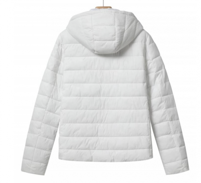 Geaca albă cu gluga, marime S-2XL, cu vatelina si aspect matlasat GloStory, WMA-1777-1 [2]