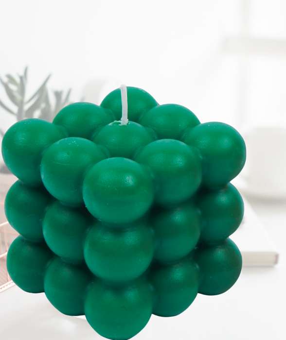 Lumanare parfumata decorativa din ceara naturala de soia, model cub Bubble verde inchis CBM3X3