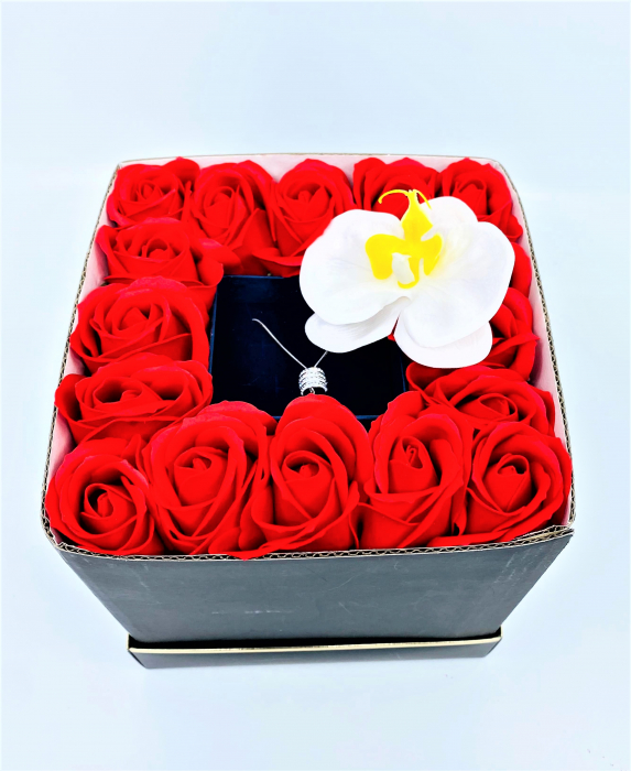 Pachet cadou pentru dama  cu trandafiri de sapun  si Lant argintiu, Daniel Klein, pentru dama, din otel inoxidabil, DKJ.2.4007-1 [3]