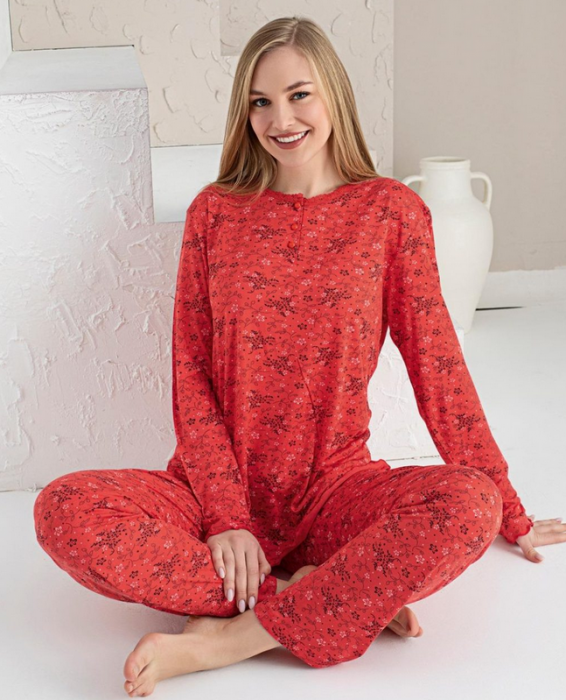 Pijama FEMEI serie mare Battal, din două piese, Material 100% Viscon, Lux,  BAK05 rosu, model cu floricel [1]