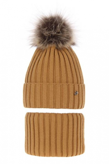 Set de iarnă cu căciulă și fular circular cu pompon Wilma 	3514.K38 camel produs in Polonia [2]