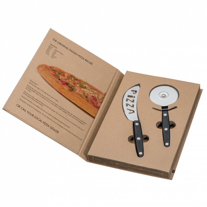 Set pizza PILATA, impachetat in cutie din carton robust, cu 2 piese din otel inoxidabil si maner din plastic