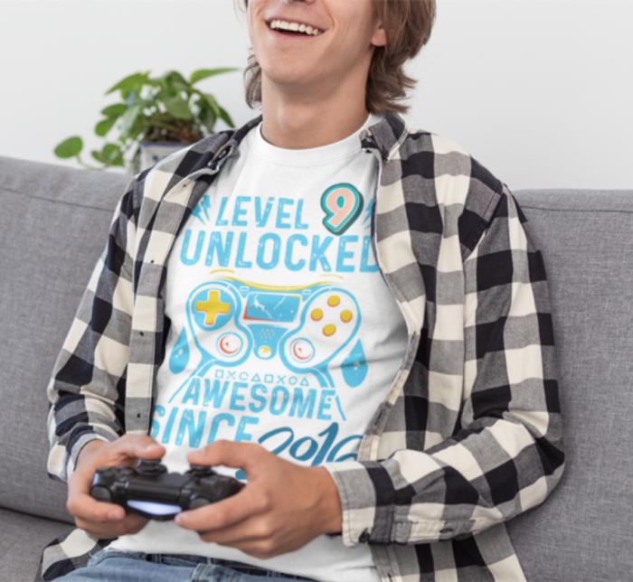 Tricou personalizat aniversar Level 9 Unlocked Awesome Since [3]