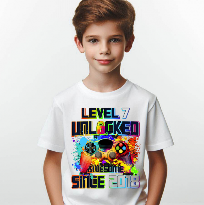 Tricou personalizat aniversar Level 10 Unlocked Awesome Since [1]