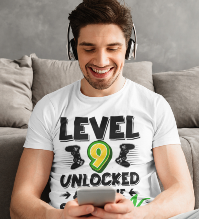 Tricou personalizat aniversar Level 10 Unlocked Awesome Since [4]