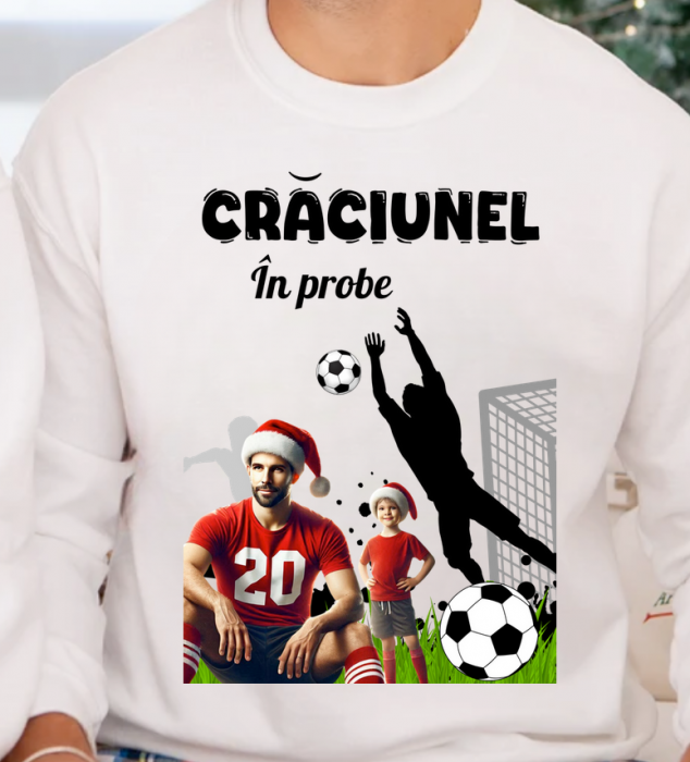 Tricouri personalizate Craciunelul fotbalist in probe, Cadoul perfect de craciun 12675 [1]