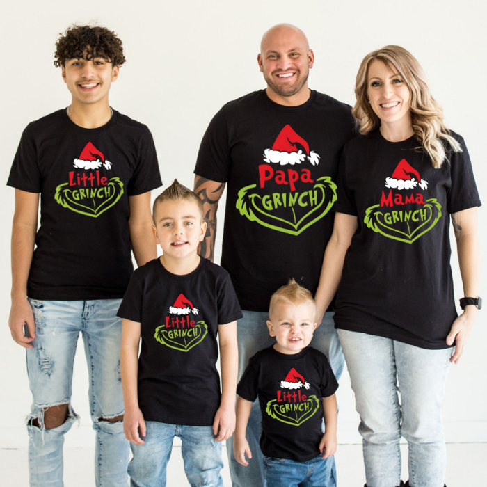 Tricouri personalizate Mama si Papa Grinch Cadoul perfect de craciun 3226 [1]