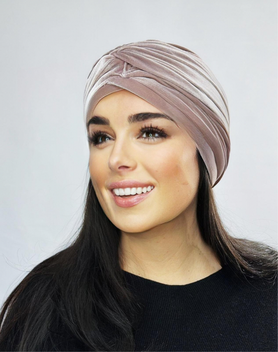 Turban elegant din catifea rafinat de dama KATY marime universala, captuseala polar, culoare  capucinno [4]