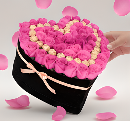 Pachete si seturi cadou femei - Aranjament Floral Fererro Pink, cu Trandafiri din sapun