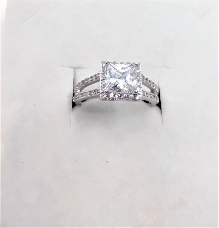 Inele cu cristale - Inel Dolly White diametru 17 cm cu cristale placat cu aur 18k