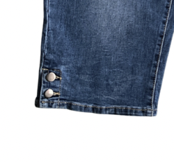 Pantaloni scurti JEANS, albastri pentru  femei WB2025  marime 34 [1]