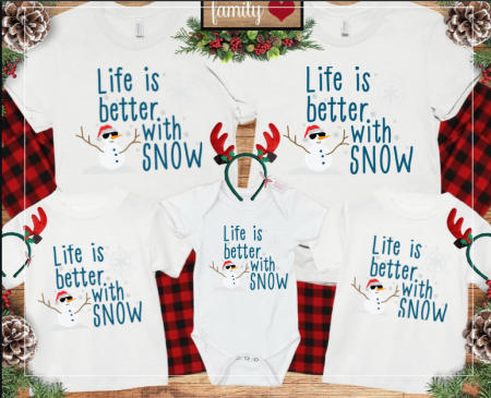 Tricouri personalizate Family - Set de tricouri personalizate Family mama, tata  si copii cu tematica de Craciun, Life with sno