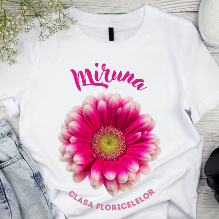 Cadouri copii 9 ani - Tricou absolvire elevi clasa 4 sau gradinita Clasa Floricelelor cu text sau poze ABS1041
