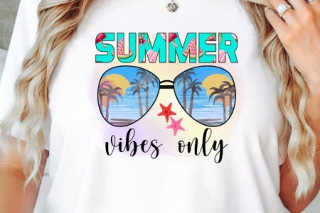 Tricouri personalizate copii - Tricouri Personalizate pentru Vara SUMMER VIBES — Esentiale in Bagajul Tau de Vacanta ❤️ E-Cadou.com