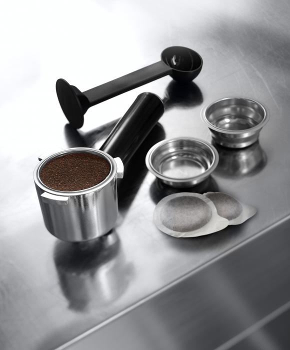 Espressor manual De’Longhi Dedica EC 685.R, 1300 W, 1.1 L, 15 bari, Rosu [5]