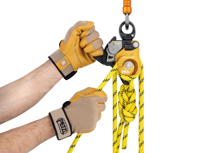 Scripete dublu cu rulment Petzl TWIN REALEASE P001Da00, eficienta95%, cu  blocare si franare pentru operatiuni de salvare [5]