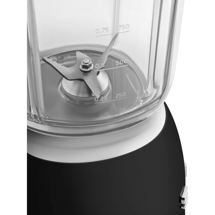 Blender Smeg 800w,1.5 lt, 4 programe prestabilite,18000 rotatii/min [12]