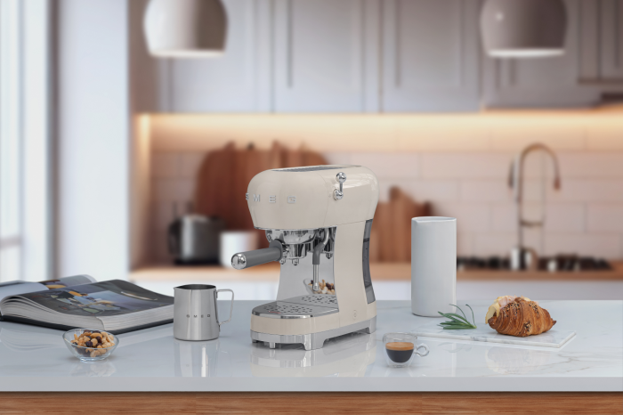 Esspresor manual de cafea SMEG, 15 bari, sistem cappuccino [9]