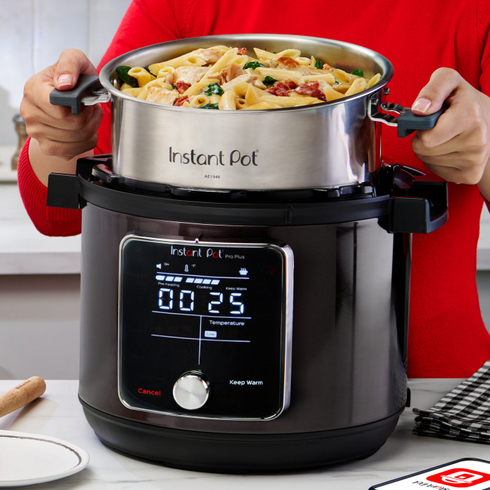Multicooker Instant Pot Pro Plus 6, V5.7L, 1200W, 10 funcții ,aplicație Instant Brands Connect cu 800+ rețete [4]