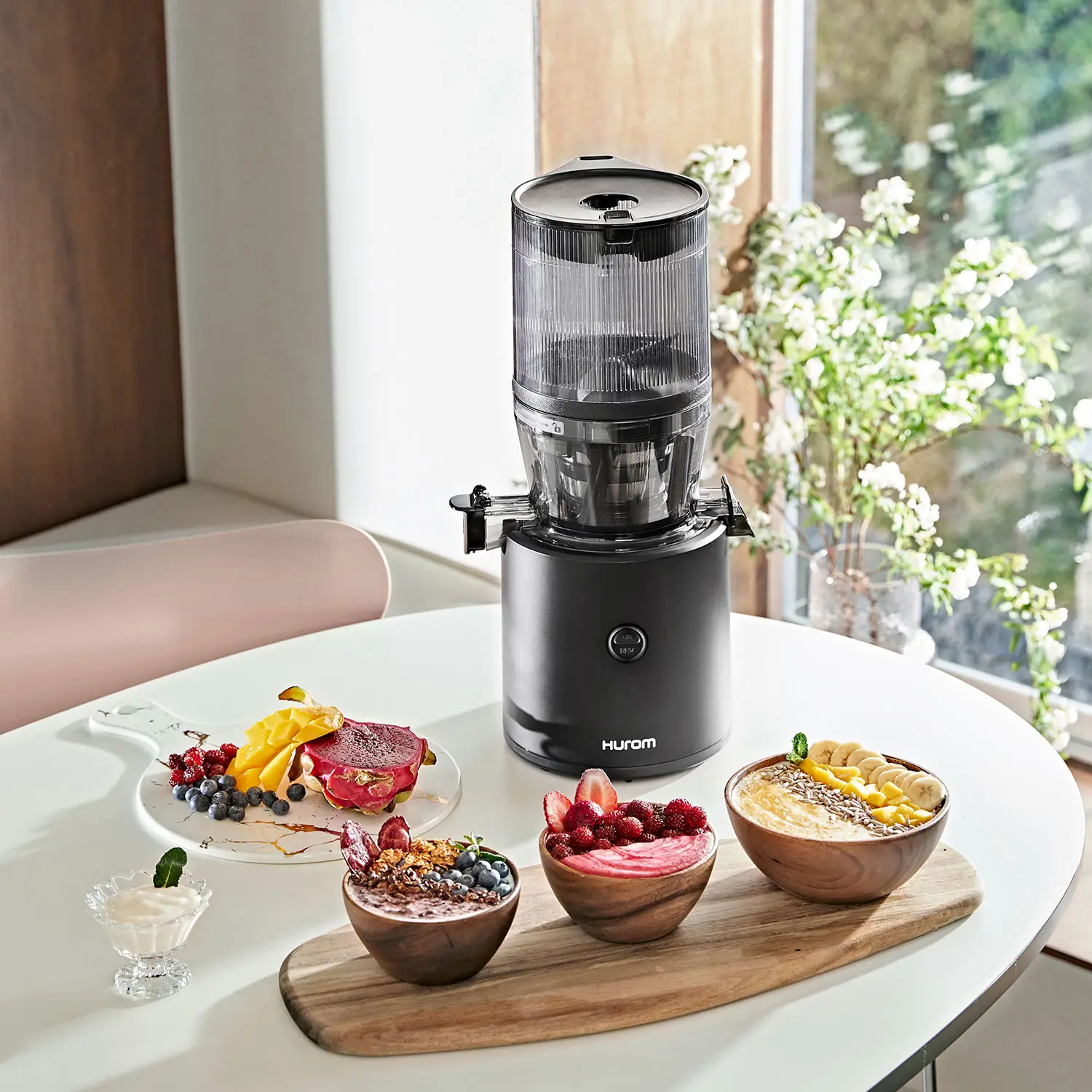 Storcator de fructe legume prin presare la rece Hurom H320 [8]