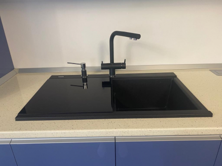 Set complet Chiuveta bucatarie granit dubla cu 2 cuve CookingAid Kinga LX8620 Neagra / Black Metal quartz + Baterie CookingAid Newmix 90 + Tocator HPL Ardesia +Tavita scurgere inox + Dozator detergent + accesorii montaj [17]