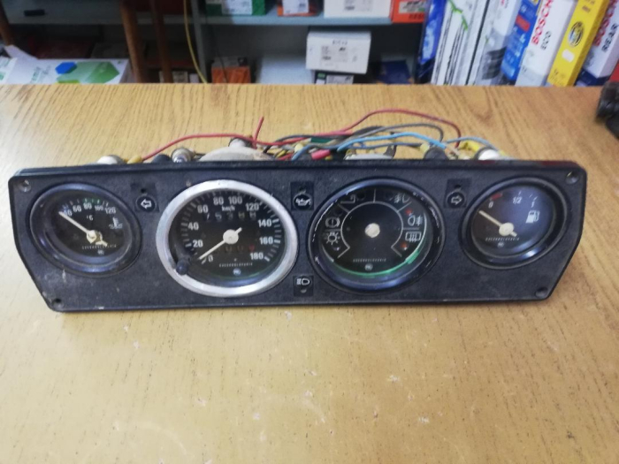 CEAS BORD CU CABLAJ SI BECURI SKODA 120-105 - PRODUS FOLOSIT [1]