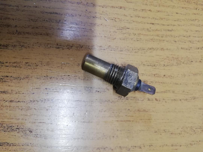 SONDA TEMPERATURA APA SKODA 120-105 - PRODUS FOLOSIT [1]