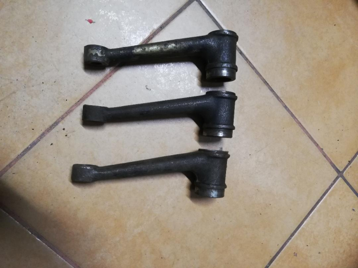 LEVIER CASETA DIRECTIE MODEL VECHI SKODA S100-110-105-120 FARA BUCSE -PRODUS FOLOSIT [2]