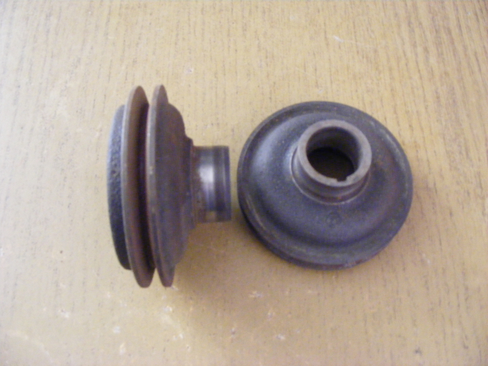 FULIE VIBROCHEN SKODA 105-120 113010221 - PRODUS FOLOSIT [2]
