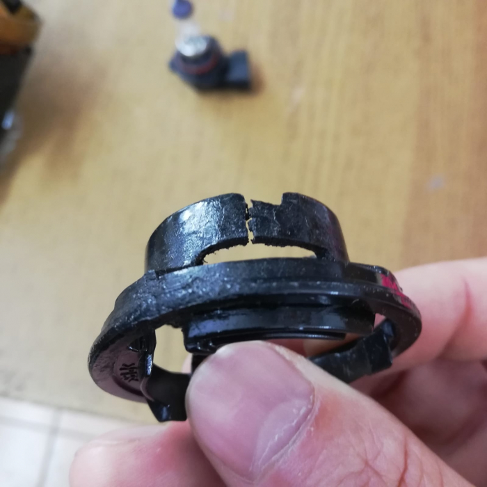 PROIECTOR CEATA DREAPTA VOLKSWAGEN PASSAT HB4 -  CU MIC DEFECT!!! [2]