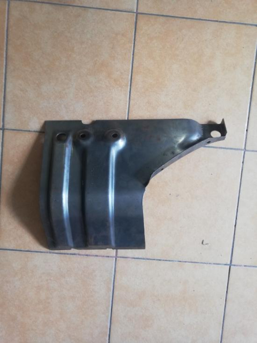 ELEMENT PODEA DREAPTA FATA SKODA FAVORIT [2]