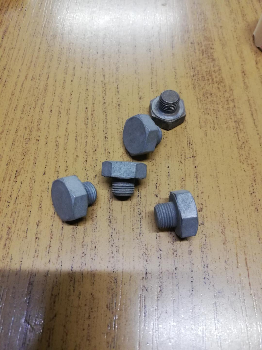 SURUB-DOP GOLIRE CU FILET M10 [1]