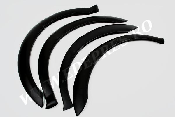 SET SEGMENTI ARIPA PLASTIC SKODA OCTAVIA I [2]