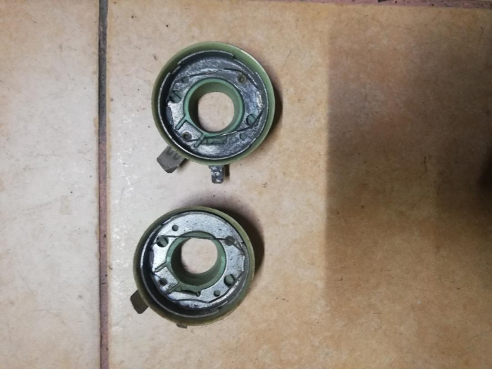 SOCLU BEC FAR ROTUND SKODA 105-120 - PRODUS FOLOSIT [1]