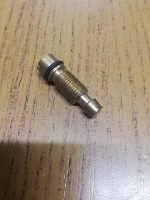 SURUB ADMISIE AER CARBURATOR SEDR SKODA 105-135 [1]