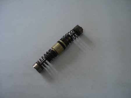 Tipuri Auto - PISTONAS LUNG POMPA CENTRALA FRANA  SKODA S100-105-120 19MM