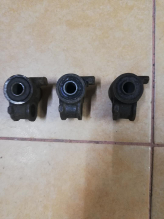SUPORT INFERIOR PIVOT STANGA CU BUCSA SKODA 120-105 [1]